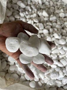 Galets et galets de marbre blanc naturel de qualité supérieure polis colorés et parfaits pour l'aménagement paysager - Product Image 4