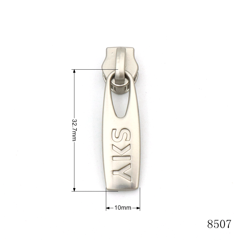 suspendu nickel mat