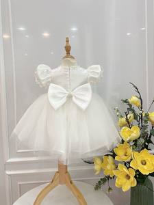 ชุดเดรสเด็กผู้หญิงสไตล์เจ้าหญิงสุดหรู ดีไซน์แบบผูกคอ ผ้าชีฟองหลายชั้น เป็นมิตรกับสิ่งแวดล้อม ราคาสมเหตุสมผล รับผลิตแบบ ODM จากเวียดนาม - Product Image 4