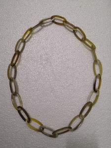 Nueva llegada en Vietnam, collar de cuerno de buey de búfalo clásico para mujeres y niñas, joyería de hueso de estilo Animal pulido a la venta - Product Image 3