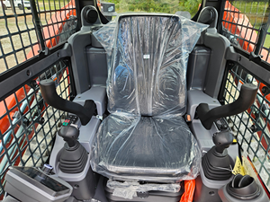 รถตักล้อยางอเนกประสงค์ขนาดกะทัดรัด Kubota SVL75-3 สำหรับงานขนย้ายวัสดุ ปรับระดับ ขุดดิน การเกษตร และงานก่อสร้าง - Product Image 6
