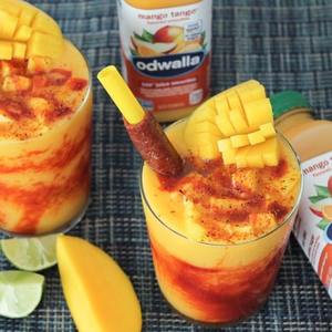 Odwalla Mangue Tango Jus Doux Mélange Tropical Bouteille de 450 ml Premium Fruit Smoothie Mangue Banane Noix de Coco Vitamine Riche Boisson - Product Image 1
