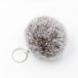 2024 coloré <span class=keywords><strong>Pom</strong></span> <span class=keywords><strong>Pom</strong></span> fausse fourrure boule Pompons porte-clés givre personnalité <span class=keywords><strong>pompon</strong></span> en peluche porte-clés pour filles femme sac breloques - Product Image 6