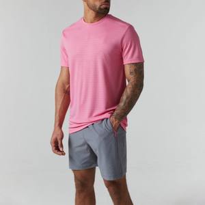 Conjunto deportivo transpirable de poliéster/algodón para hombre, nuevo conjunto de verano de 2 piezas, camiseta de manga corta y pantalones cortos, conjunto de dos piezas para hombre - Product Image 2
