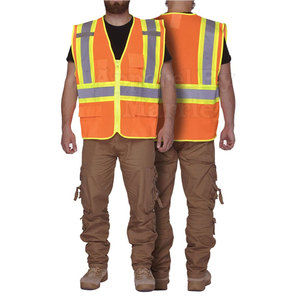 Chaleco de seguridad versátil y multiusos para equipos de respuesta a emergencias y personal de servicios públicos. - Product Image 2