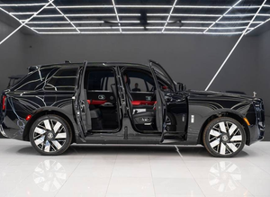 Roll Royce Cullinan 2024 Usado, Volante a la Izquierda, Asientos de Cuero, Cámara Trasera, Pantalla Táctil, Faros de Xenón - Product Image 5