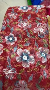 Tela de Organza Suave con Encaje y Bordado Floral, Material Elegante para Prendas Étnicas, Diseño de Alta Costura, para Confección de Saris, Lehengas y Vestidos - Product Image 3