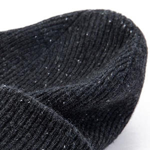 Gorros de invierno Tejidos cálidos al por mayor para adultos con logotipo personalizado, nuevo estilo, impresión digital, gorro jacquard competitivo - Product Image 6