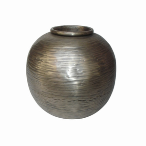 Finition antique en métal Vaisselle d'hôtel artisanale Décoration de vase en métal pour Noël Vases de décoration de fête de mariage - Product Image 5