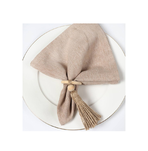 Rond de serviette en bois perlé fait à la main de luxe pour la décoration de la maison de mariage au meilleur prix - Product Image 4