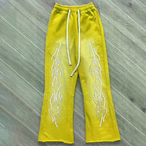 Pantalon de survêtement délavé pour homme Style décontracté avec logo personnalisé Pantalon de survêtement évasé à taille haute pour homme avec fermeture à cordon large sur les jambes - Product Image 5