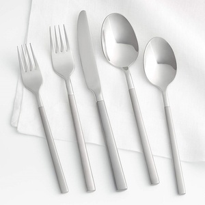 Restaurante Cuchillo Tenedor Cuchara Cubiertos Acero Inox Juego de cubiertos de oro para boda Juego de cubiertos de hotel Juego de cubiertos de acero inoxidable - Product Image 1