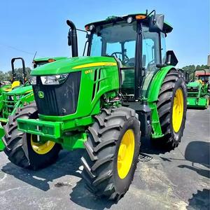 Tracteurs utilitaires compacts John Deeree 3038E 4WD E-Hydro avec chargeur et graple 2023 de 38HP maintenant disponibles en vente - Product Image 1