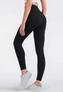 ชุดโยคะฟิตเนสสำหรับผู้หญิงไซส์ใหญ่แบบขายส่ง เสื้อชั้นในกีฬาและกางเกงเลกกิ้งมีช่องใส่โทรศัพท์ - Product Image 6