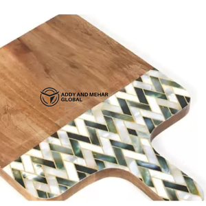 Plato de servicio de madera rústica con acabado de esmalte floral verde perfecto para cocina y comedor - Product Image 4