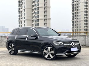 2021 GLC <span class=keywords><strong>AMG</strong></span> <span class=keywords><strong>Line</strong></span> Automatique AWD Drive R18 Confort Sièges en cuir foncé Direction à gauche Barre de toit en alliage d'aluminium - Product Image 3