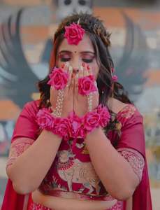 Ensemble Haldi Fleur Mariage Bijoux de Mariée Bijoux Floraux Rose Artificielle Femmes Cérémonie Fêtes Menhendi Collier Magnifique - Product Image 5