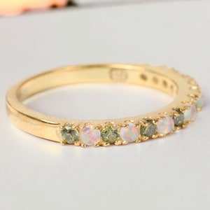 Bague d'éternité opale blanche et péridot bague en argent 925 bague multi-opale de feu bague de mariée bague délicate bague de cadeau de noël - Product Image 3