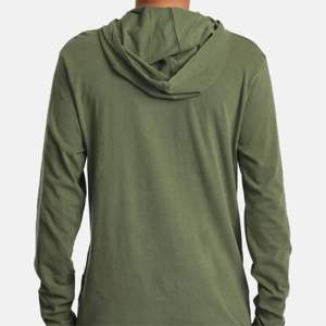 Imprimé personnalisé Boxy Fit pour hommes 300-500 GSM Sweats à capuche et sweat-shirts lourds à épaules tombantes Design uni pour l'hiver en provenance du Pakistan - Product Image 5