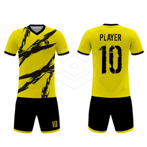 Uniforme de Fútbol Personalizable de Venta Directa de Fábrica para Hombre, 100% Poliéster, Transpirable y Ligero, Hecho en Pakistán - Product Image 1