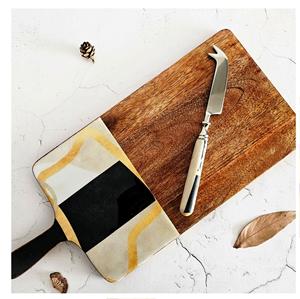 High Quality Customized Rectangular Wooden Chopping <b>Board</b> with Handle Natural Kitchen <b>Tool</b> Hot Selling Wholesale Product - Product Image 4