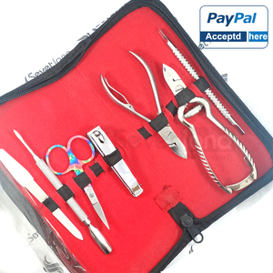 Ensemble de manucure et de pédicure personnelle 6 pièces les plus vendues 2024 avec outils en acier inoxydable avec logo personnalisé dans une boîte en bois noire - Product Image 5