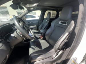 Pre-owned Clean 2022 Jagua-r F-PACE SVR - Product Image 3