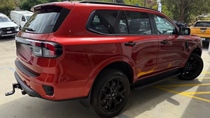 Ford Everest Sport Wagon 2024, motor diésel bi-turbo de 2.0L / Volante a la derecha - Product Image 2