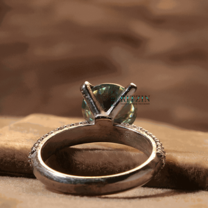 Anillo de Compromiso de Plata de Ley con Moissanita Azul de Corte Redondo, 3 Hileras de Acentos Solitarios, Engaste de Puntas para Mujer - Product Image 2