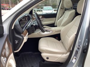 Mercedes-Benz GLS 450 3.0L V6 AWD 4MATIC 2022 Usado en Buen Estado - Product Image 4