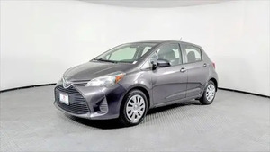Yaris 2023 en Condition Premium, Jamais Accidentée, Automatique avec Sièges en Cuir, Conduite à Gauche et à Droite - Product Image 4
