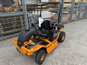 Tractor Cortacésped Usado Cub Cadet XT1 LT46, 22HP, 46 Pulgadas, Transmisión Hidrostática a Gasolina, para Granja y Jardín - Product Image 4