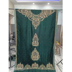 Vestido étnico para ocasiones especiales disponible a precio al por mayor, elegante Dirac somalí con cuentas y pañuelo en la cabeza - Product Image 2