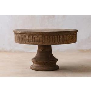 Soporte para Pastel de Madera Hecho a Mano con Textura Suave, Perfecto para Decoraciones de Cumpleaños y Fiestas - Product Image 1