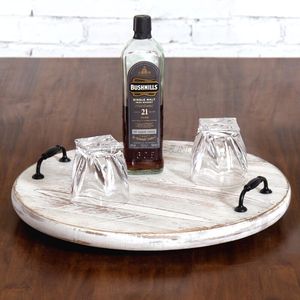 Plateau en bois le plus vendu de couleur charbon de bois élégant avec forme circulaire fonctionnelle et poignées faciles à saisir idéales pour servir - Product Image 5