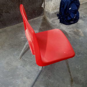 Chaise d'école pour enfants en plastique, design moderne, durable, hauteur réglable, dossier haut, rotative, chambre à coucher, salon, parc, utilisation en extérieur - Product Image 6