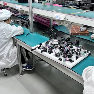 IC DE POTENCIA DE | Paquete SOP7 del controlador síncrono PFM de 650V - Product Image 6