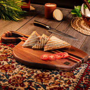 Tabla de Cortar de Madera de Acacia Antibacteriana Ecológica Hecha a Mano de Alta Calidad con Mango, Apta para Lavavajillas, para Uso en la Cocina y al Aire Libre - Product Image 6