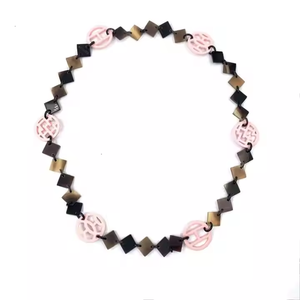 Collier en corne véritable de buffle de qualité naturelle de luxe Article fait à la main PAR CRESCENT CRAFTS - Product Image 2