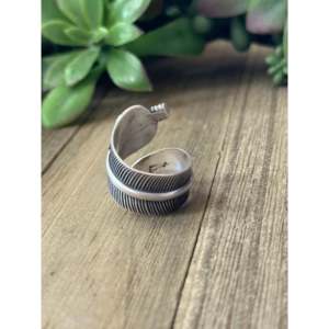 Kingman <b>Turquoise</b> Sterling Silver Feather <b>Ring</b> Adjustable Men's Gemstone Cluster <b>Ring</b> - Product Image 5