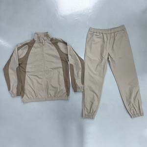 Conjunto Deportivo de Dos Piezas Personalizado para Fabricantes, con Cremallera, Reflectante, de Poliéster, Cortavientos, Transpirable, Estilo Urbano, Unisex - Product Image 3