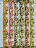 Lacets de travail en fil brodé floral sur mesure avec seize options de couleurs en paillettes brodées en 1.5 pouces de largeur