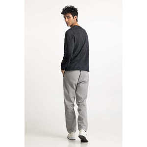 Sudadera Negra de Invierno Estilo Urbano con Bordado 3D, Tallas XXS-XL, Diseño Sólido, Tejido de Punto, Impresión Serigráfica - Product Image 4