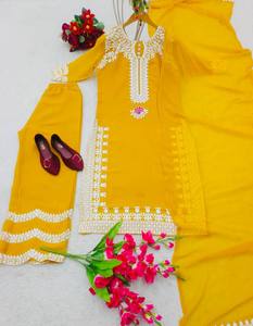 Ropa de fiesta Faux Georgette Kurta Pant con Dupatta Traje completamente cosido Vestido tradicional Hilo bordado Trabajo Ropa informal - Product Image 4