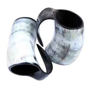 Jarra Vikinga Artesanal de Cuerno Natural, Pulida, Tacto Real, Regalos Decorativos para Navidad, Bodas y Fiestas - Product Image 1