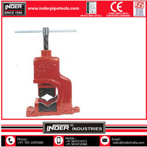 Premium Heavy-Duty SG Iron Cast Open Type Pipe Vice Industrial DIY Grade Herramientas de mano personalizadas Soporte OEM/ODM Hecho EN LA India - Product Image 5