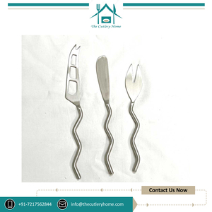 Latest Arrival of Excellent Quality Food Safe Silver Color Waved Handle 3 Piece <b>Cheese</b> <b>Set</b> for Home and Hotel Usage - Product Image 3