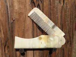 Peigne de poche pliable fait main corne de vache de buffle et corne de boeuf naturelle peigne à cheveux avec logo personnalisé - Product Image 6