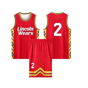 Uniforme de basket-ball personnalisé avec logo imprimé, respirant, anti-UV, anti-bactérien, en tissu mesh 100% polyester, coupe athlétique pour hommes - Product Image 1