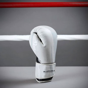 Gants de boxe d'entraînement en cuir sur mesure - Légers, écologiques, respirants, avec sangle de poignet réglable, haute qualité - Product Image 2